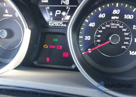 2014 Hyundai Elantra Se z USA, uszkodzony, nr VIN 5NPDH4AE6EH491034